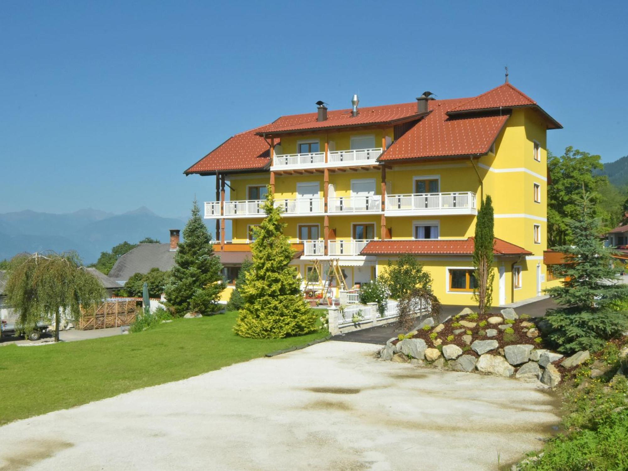 Hotel Berghof Millstatt Dış mekan fotoğraf